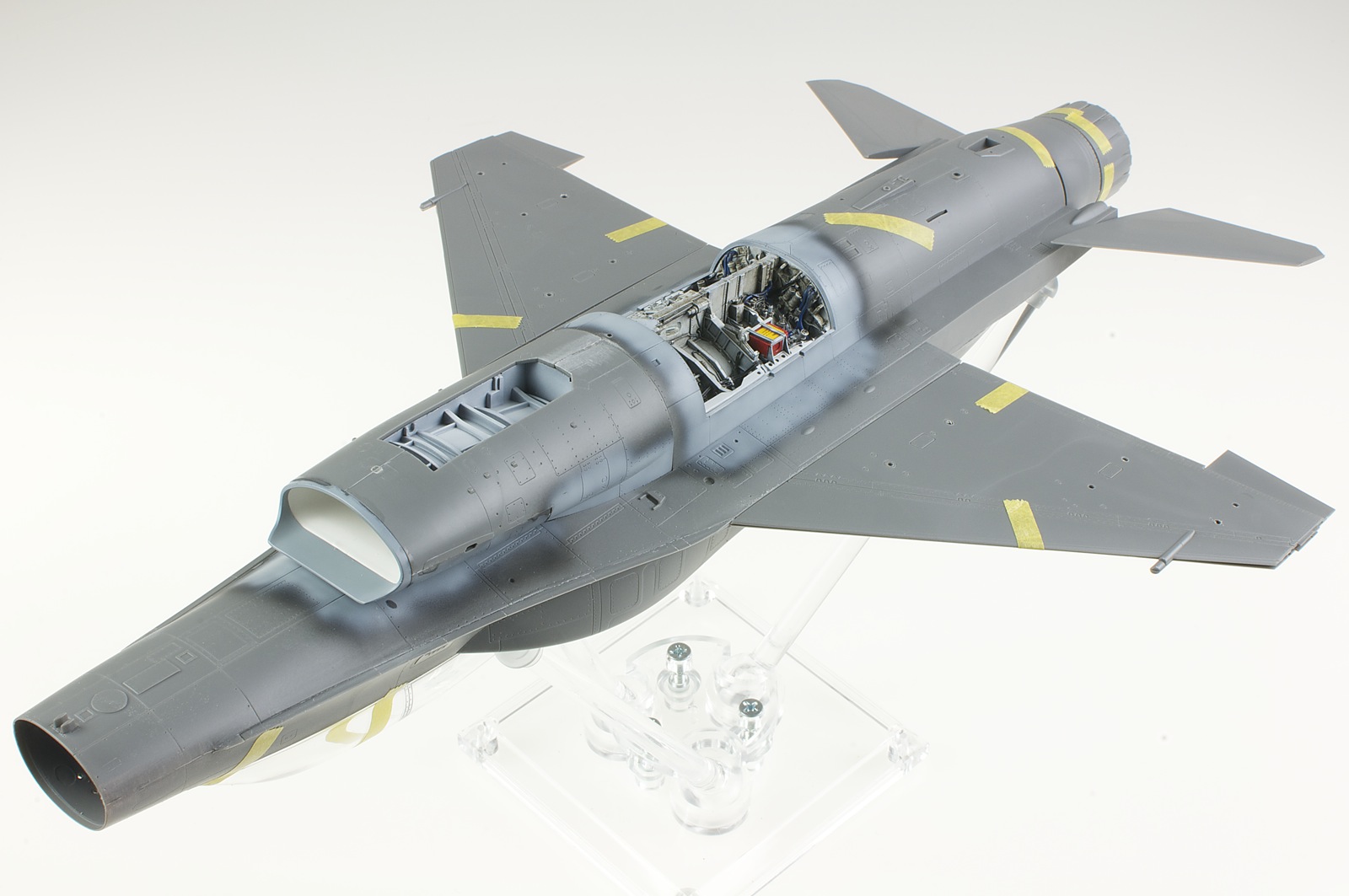 Does It Fit – 1/32 Academy F-16 Edition – Doogs Models